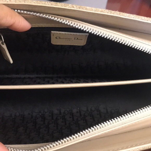 ::LAST CHANCE:: Lady Dior East West Bag - Picture 2 of 8